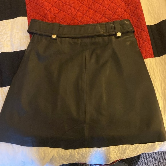 Notes du Nord Black Belted Leather Mini Skirt with side zipper - Picture 3 of 6